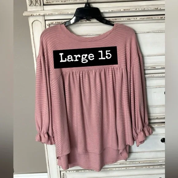 Top - Picture 1 of 1